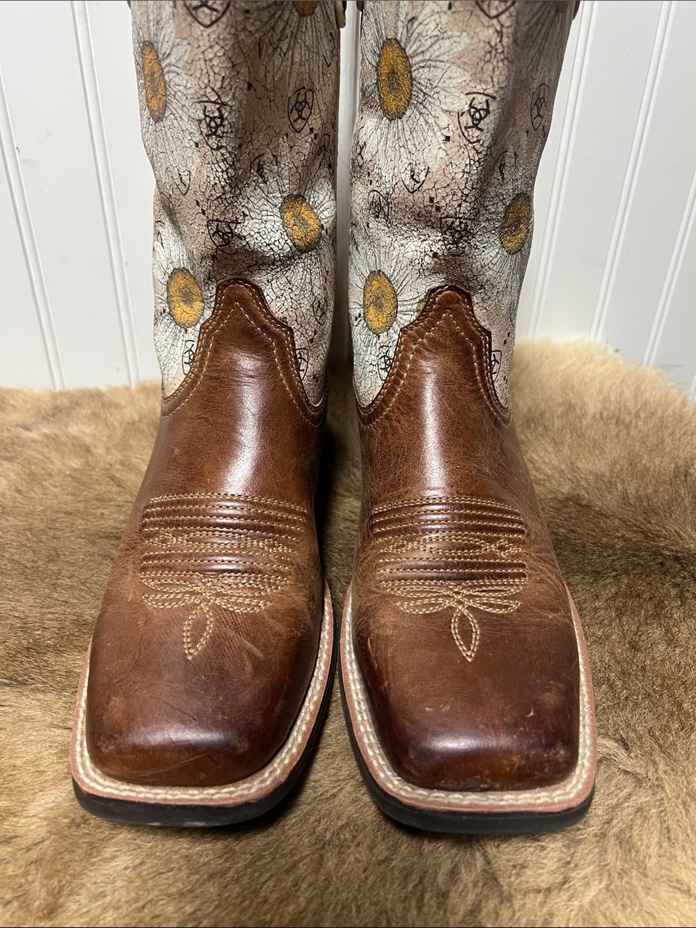 Ariat Sunflower Round Up Western Cowboy Boots 7 Square Toe - Picture 2 of 7